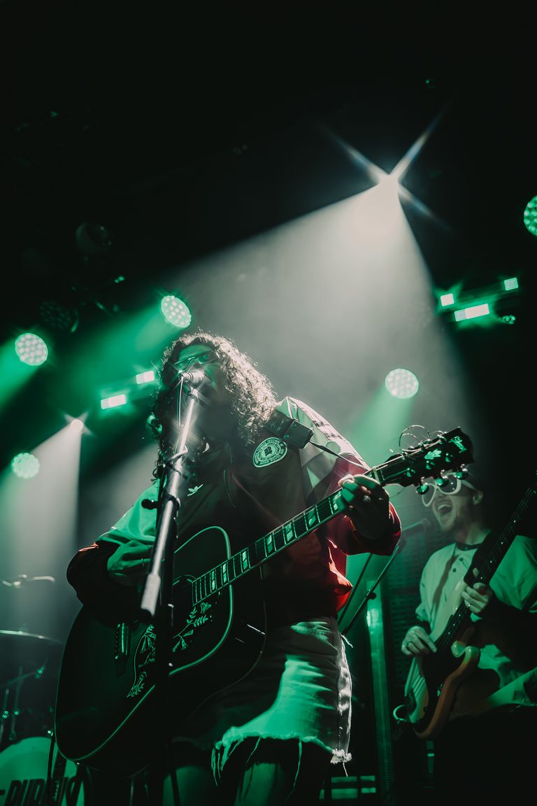 Selve performing live at The Gov in Adelaide 